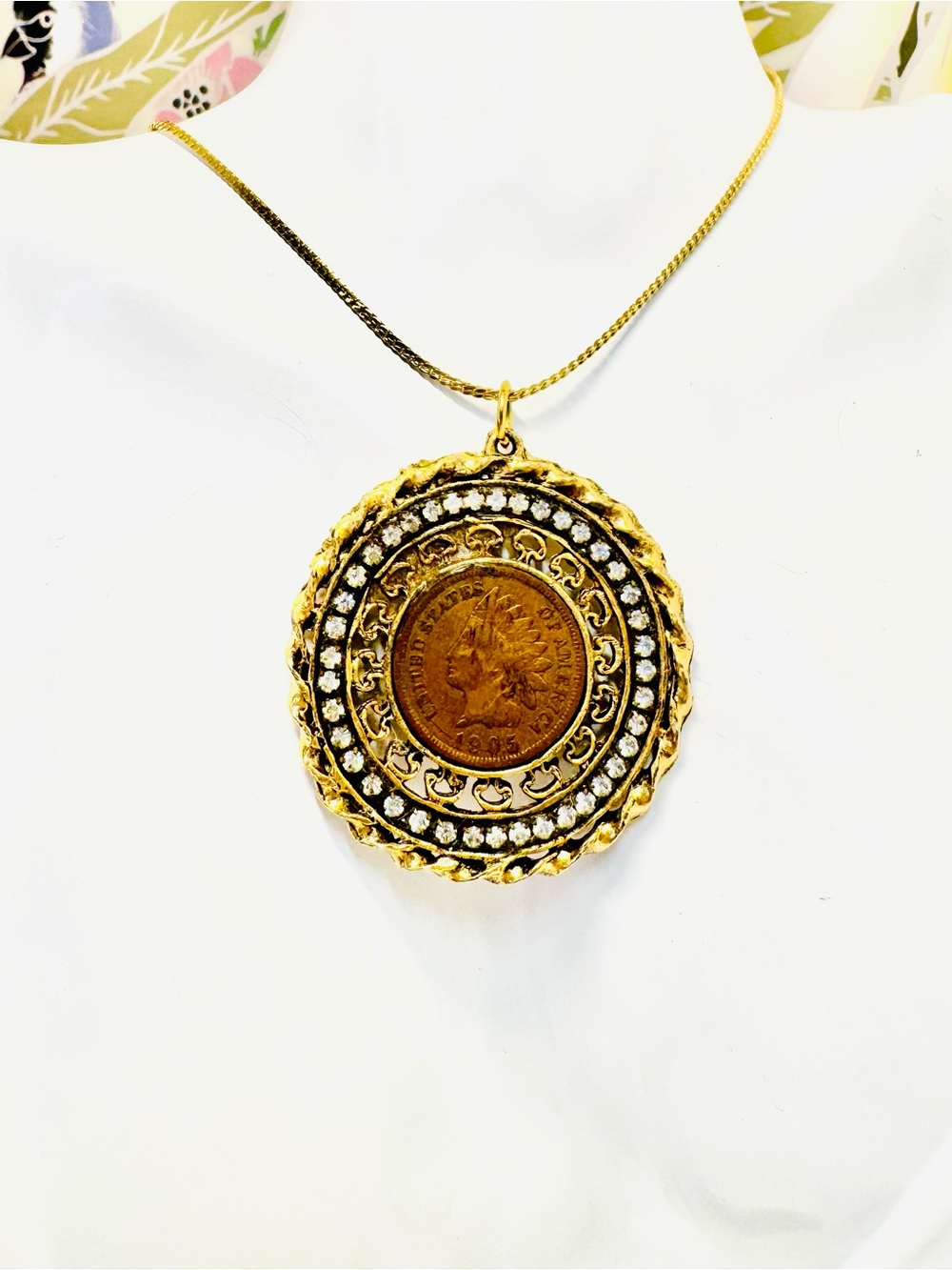 Gold-Tone Elegant Coin Pendant Necklace with Crystals